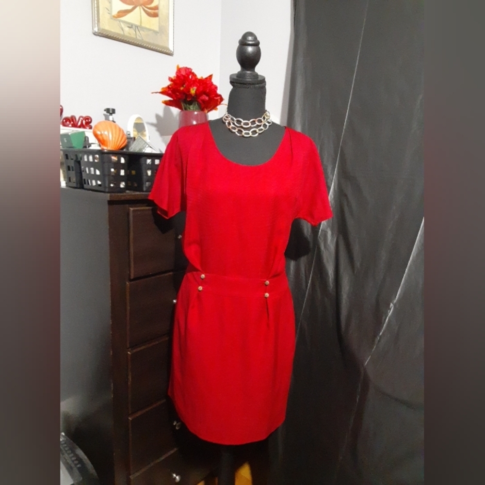 Jeffrey Monteiro  Women's 100% Silk Red Boho Button Pleated Dress Size 2